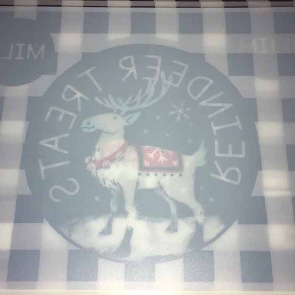 New Holiday Treat Set Of Four Placemats - Picture 2 of 6